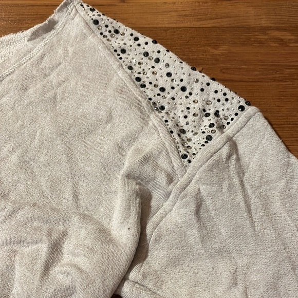 Women’s Bebe Sequin Shoulder V-Neck Sweater XS - Picture 3 of 7